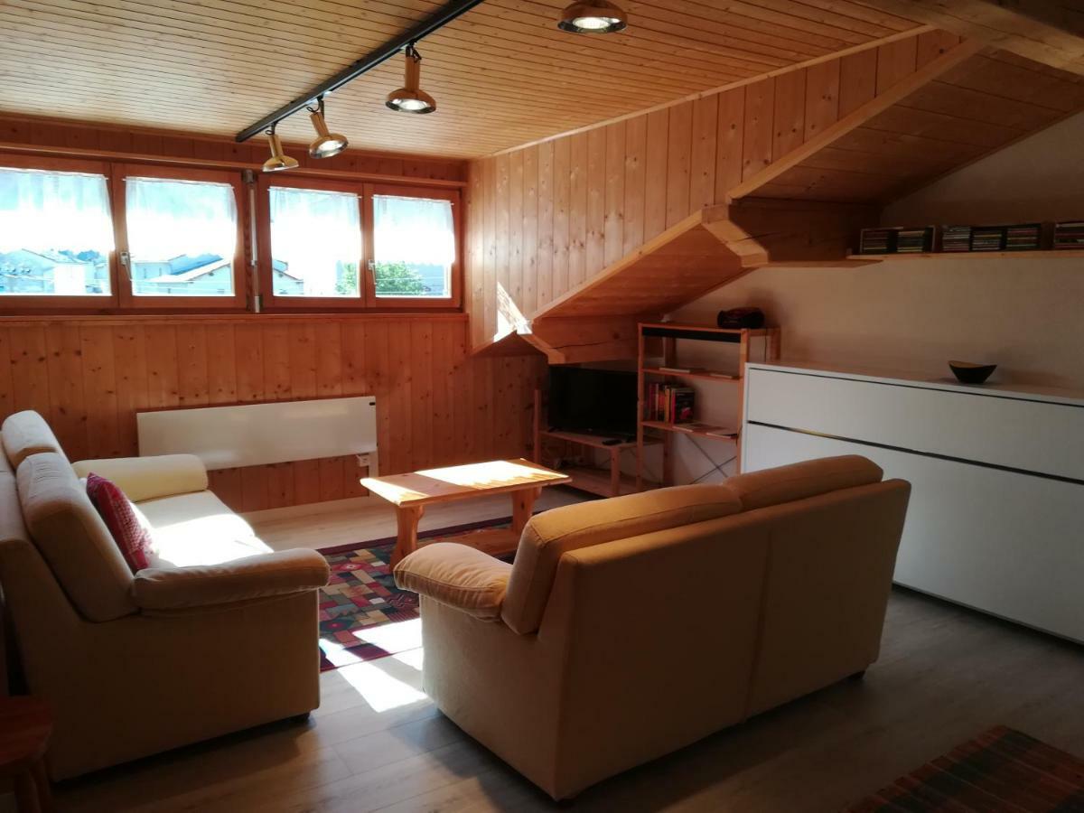 Confortevole Mansarda Di Montagna Poschiavo Dış mekan fotoğraf
